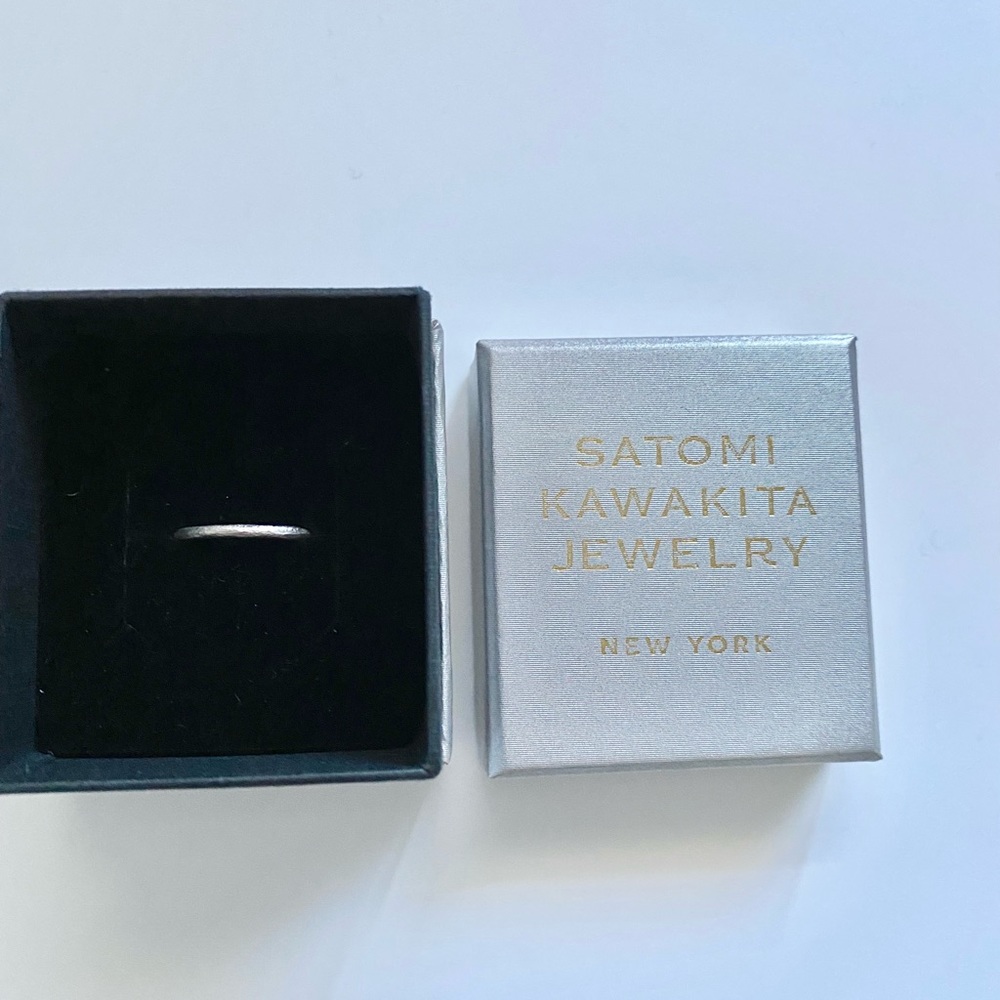Satori Kawakita platinum ring
